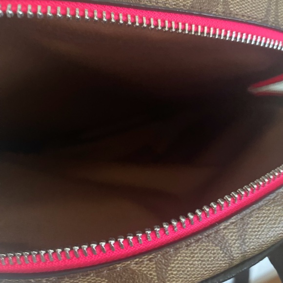 Coach Court Backpack In Signature Canvas With Vintage Rose Print - Picture 8 of 10